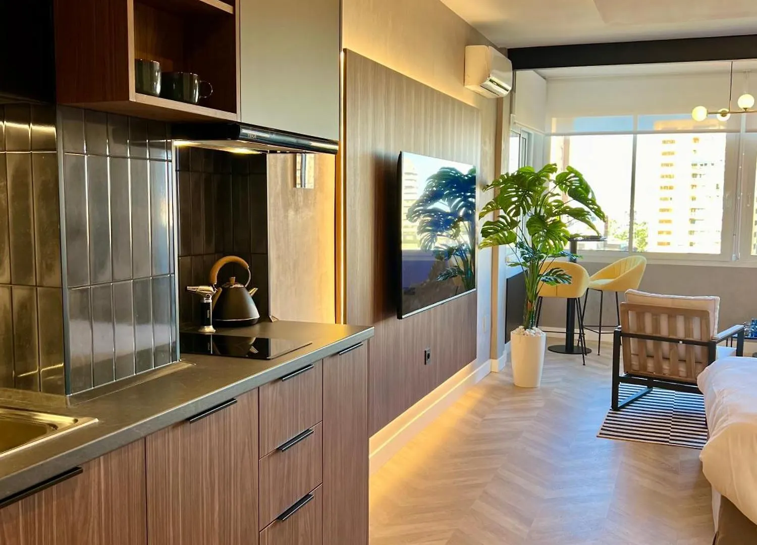 Loft De Diseno Recien Reformado Con Vistas Y Ubicacion Excelente contacts